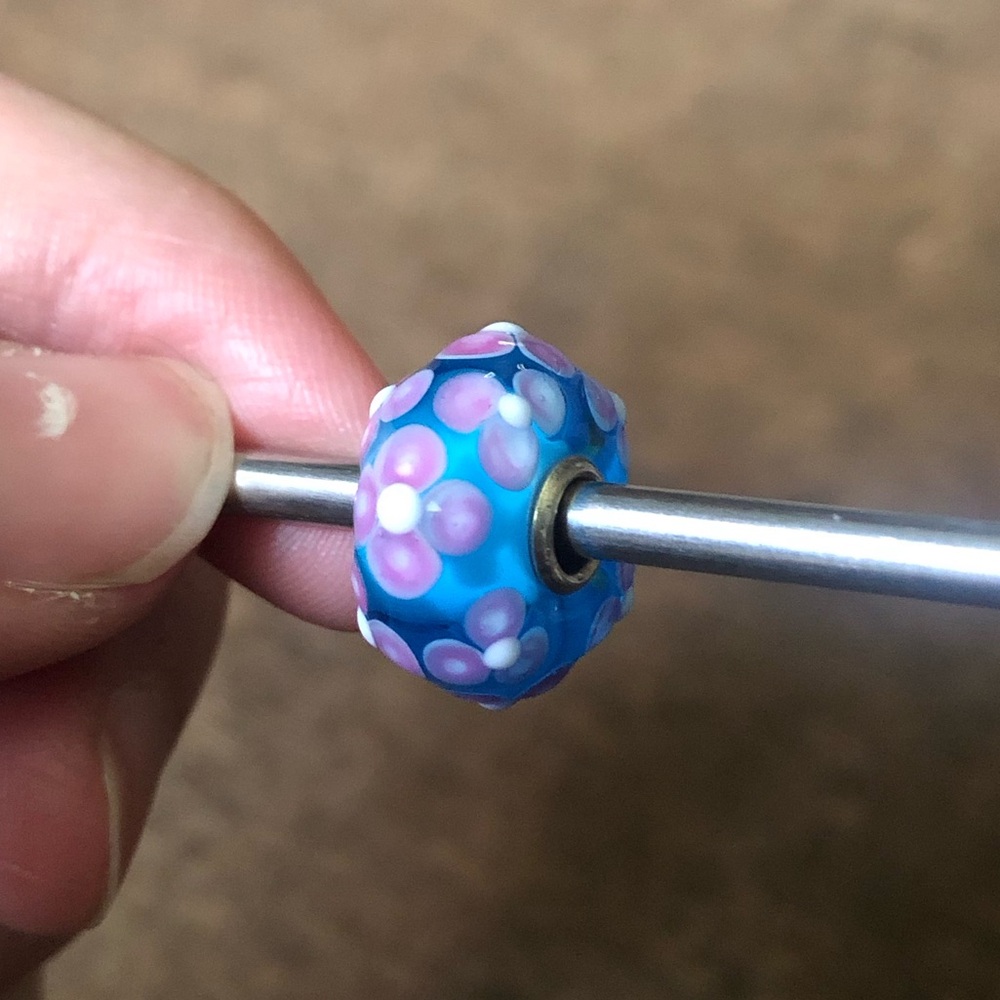 Trollbeads Unique Blue and Pink Floral